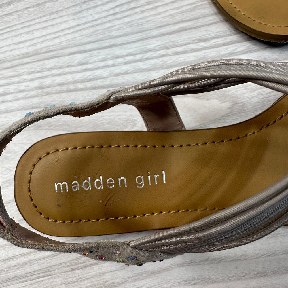 Madden Girl Flat Thong Sandals WMNS 8M Beige Elastic Strap Slingback Embellished - Picture 9 of 10